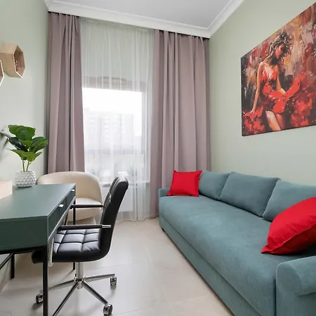 Exclusive In With 2 Parking Spaces, Desk And Air Conditioned Living By Renters Prestige Breslavia