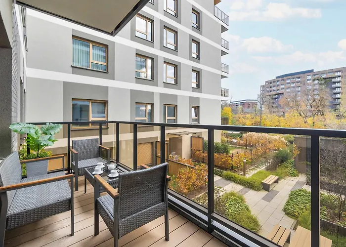 Exclusive In With 2 Parking Spaces, Desk And Air Conditioned Living By Renters Prestige Апартаменты Вроцлав