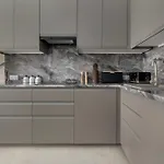 Exclusive In With 2 Parking Spaces, Desk And Air Conditioned Living By Renters Prestige * Breslavia