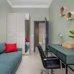 Apartamento Exclusive In With 2 Parking Spaces, Desk And Air Conditioned Living By Renters Prestige Breslavia